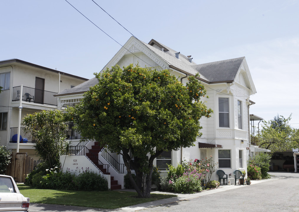 513-525 Joaquin Ave in San Leandro, CA - Building Photo