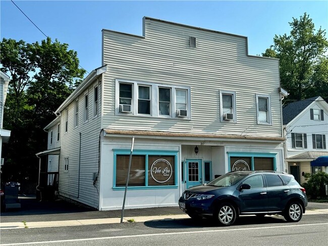 property at 26 E Main St