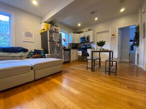 719 Parker St, Unit 4 in Boston, MA - Building Photo - Building Photo