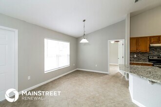 2556 Traverse Ave in North Port, FL - Building Photo - Building Photo