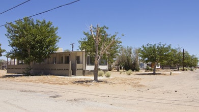 1544 N Guam St in Ridgecrest, CA - Building Photo - Building Photo