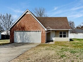 1513 Waxman Dr in La Vergne, TN - Building Photo