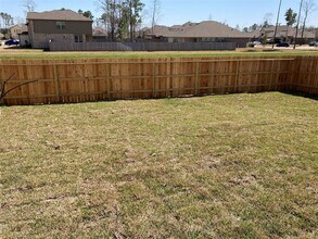 6004 Rimini Landing Ln in Porter, TX - Foto de edificio - Building Photo