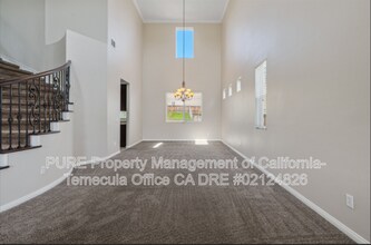 35908 Nonnie Dr in Wildomar, CA - Foto de edificio - Building Photo