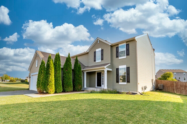 442 Windett Ridge Rd in Yorkville, IL - Building Photo - Building Photo