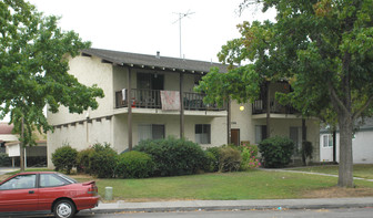 1708 Ross Cor Apartments