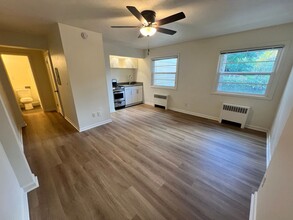 Westover Tower in Portland, OR - Building Photo - Interior Photo