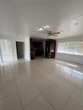 1106 NW 18th Ct in Fort Lauderdale, FL - Building Photo - Building Photo