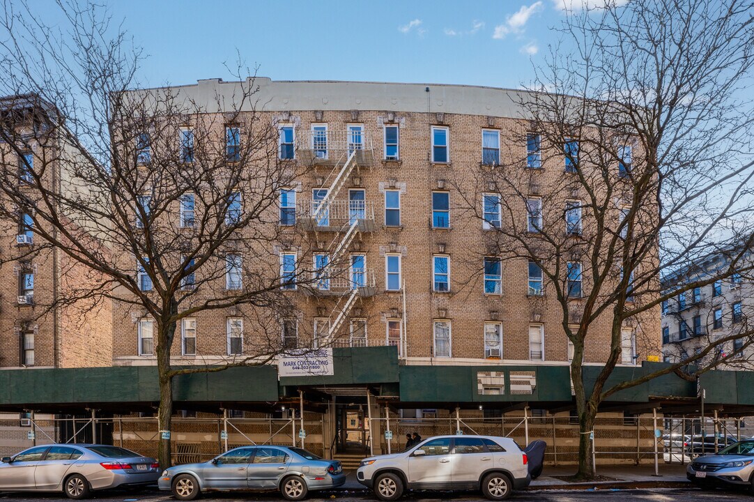 367 Wadsworth Avenue in New York, NY - Building Photo