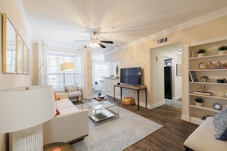 1024 Town Pl St in Houston, TX - Building Photo - Building Photo