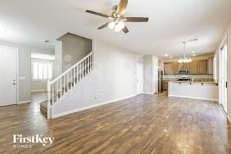 10712 Silver Pyramid Ct in Las Vegas, NV - Foto de edificio - Building Photo