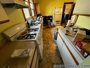 59 Quincy St in Medford, MA - Building Photo - Building Photo