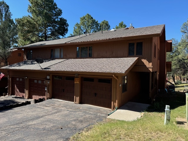 202 Racquet Dr in Ruidoso, NM - Building Photo