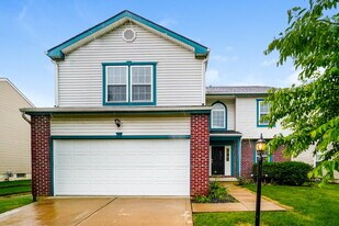 1043 Drayson Dr in Galloway, OH - Building Photo