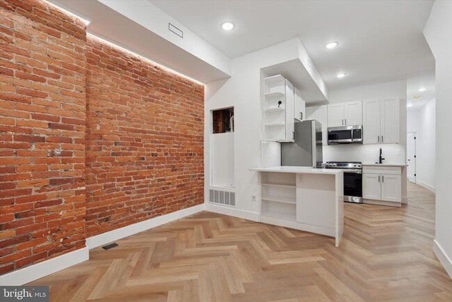 1438 Tasker St in Philadelphia, PA - Building Photo - Building Photo