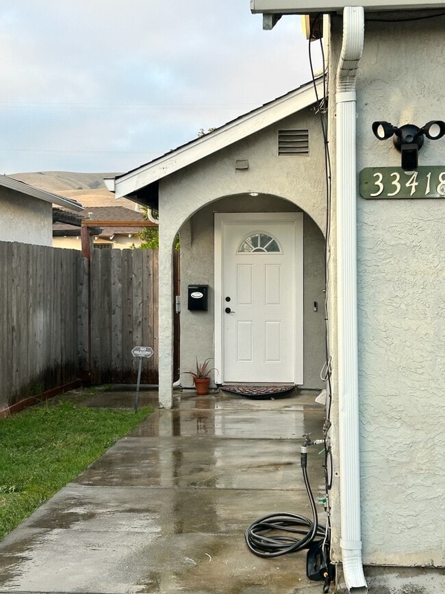property at 33418 5th St