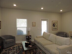 7170 Village Ln in Pensacola, FL - Building Photo - Building Photo