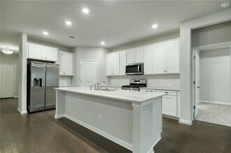 2701 Danbury Ln in Leander, TX - Building Photo - Building Photo