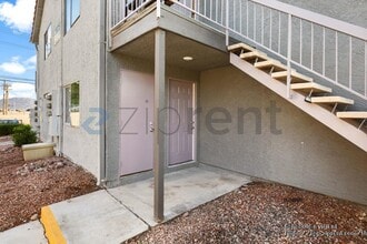 3903 N Nellis Blvd in Las Vegas, NV - Building Photo - Building Photo