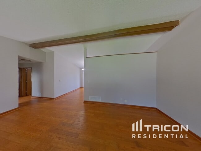 13078 Glenhurst Ave in Savage, MN - Building Photo - Building Photo