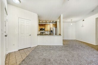 3872 S Dallas St in Aurora, CO - Foto de edificio - Building Photo