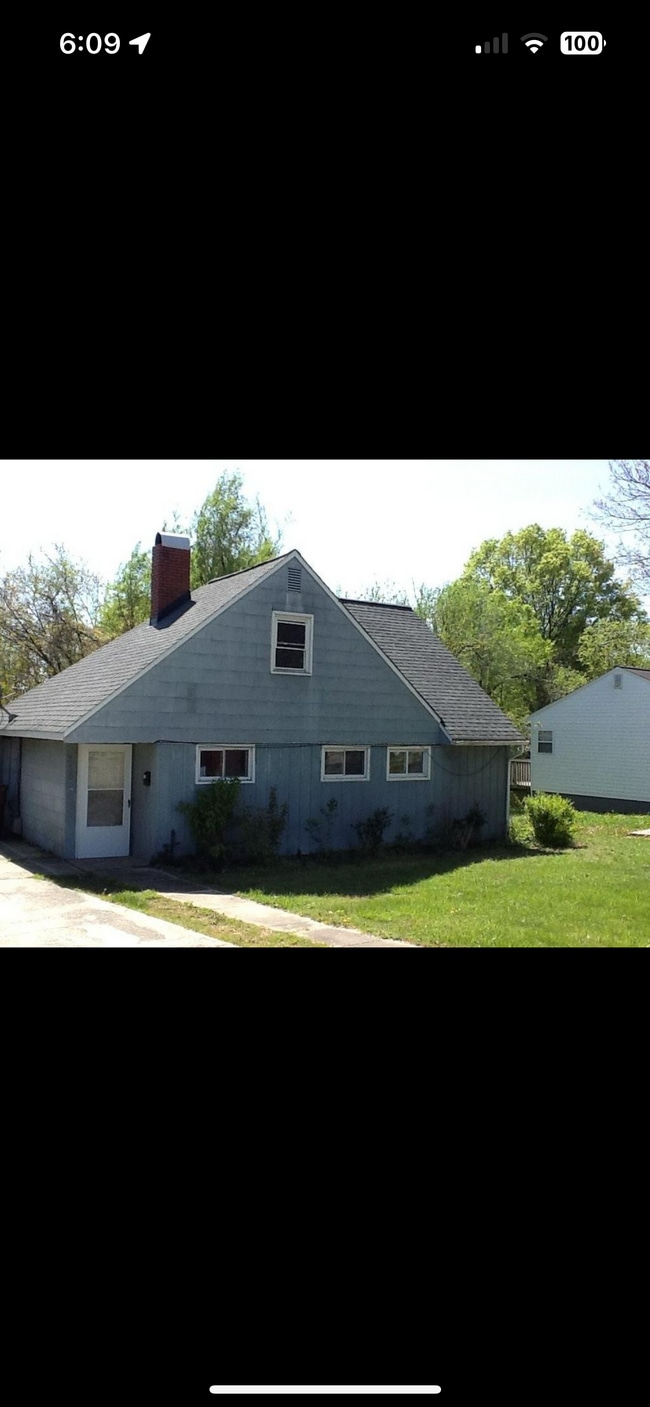 1510 Summit Ave in Greensboro, NC - Building Photo - Building Photo