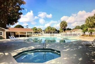 124 Reserve Cir, Unit 208 in Oviedo, FL - Building Photo - Building Photo