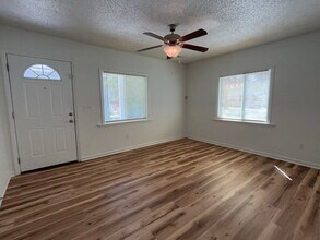 227 Challedon Dr in Summerville, SC - Building Photo - Building Photo