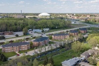 9135 University Ave photo'