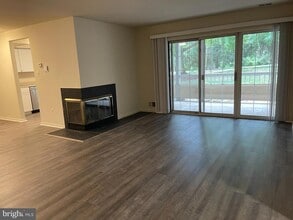 105 Claridge Ct in Princeton, NJ - Building Photo - Building Photo