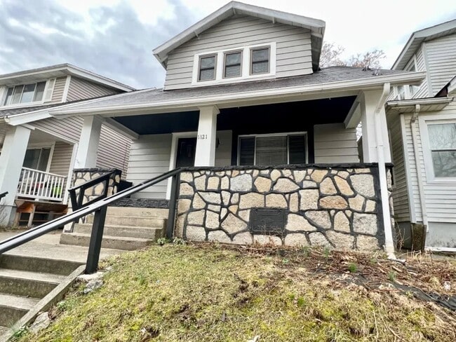 1121 Reservoir St in Hamilton, OH - Foto de edificio - Building Photo