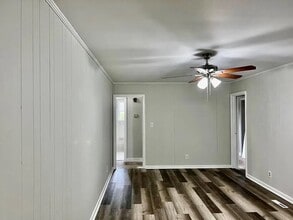 305 Hartsfield Ln in Valdosta, GA - Building Photo - Building Photo