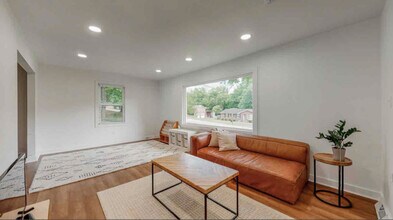 202 Caldwell Dr in Columbia, TN - Building Photo - Building Photo