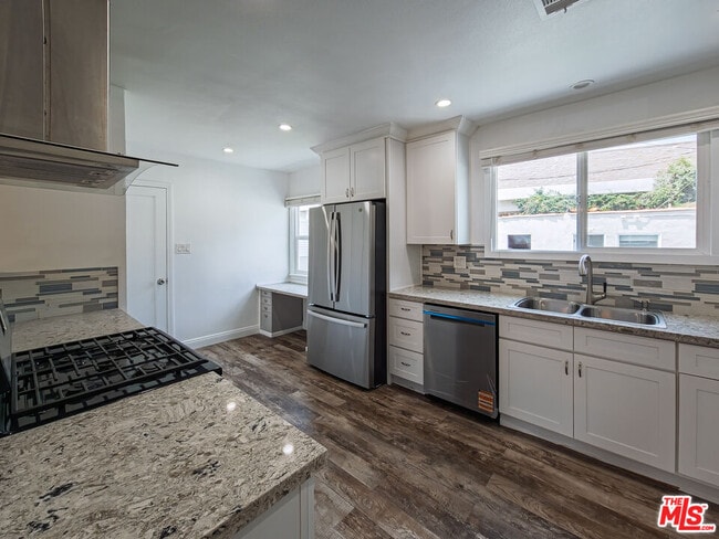 723 W Doran St in Glendale, CA - Building Photo - Building Photo