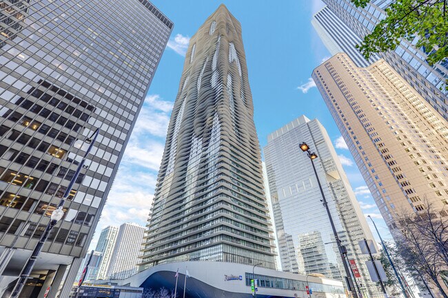 property at 225 N Columbus Dr