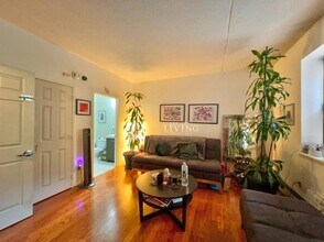 233 W 121st St in New York, NY - Building Photo - Building Photo