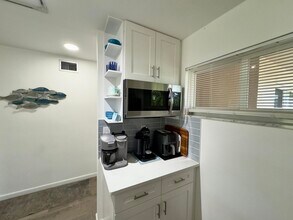 2811 Garden Dr S in Lake Worth Beach, FL - Building Photo - Building Photo