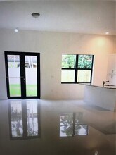 15053 SW 28th St in Miami, FL - Building Photo - Building Photo