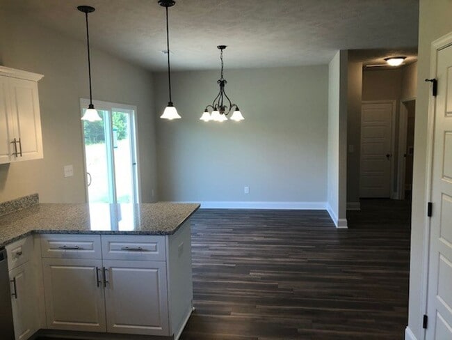 103 Chancellor Ct in Greenwood, SC - Building Photo - Building Photo