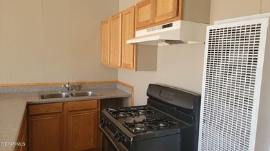 8932 Ankerson St in El Paso, TX - Building Photo - Building Photo