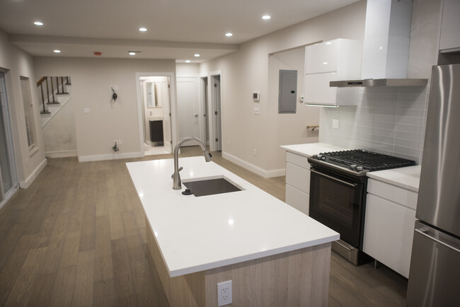 48-50 Tuttle St, Unit 2 in Boston, MA - Building Photo - Building Photo