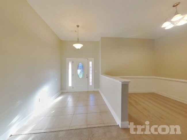 305 Emerald Trce in Jonesboro, GA - Building Photo - Building Photo