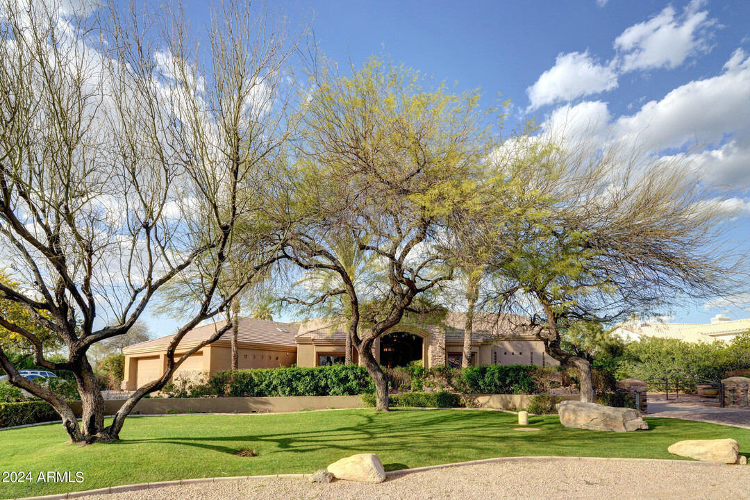 10220 E Desert Cove Ave in Scottsdale, AZ - Building Photo