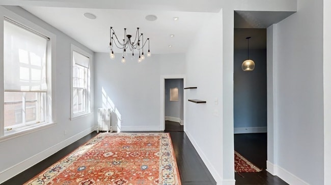 371 Harvard St, Unit 2 in Cambridge, MA - Foto de edificio - Building Photo