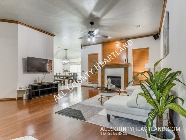 13317 Montego Terrace in Oklahoma City, OK - Building Photo - Building Photo