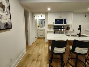 126 Hawk Cres in Ottawa, ON - Building Photo - Building Photo