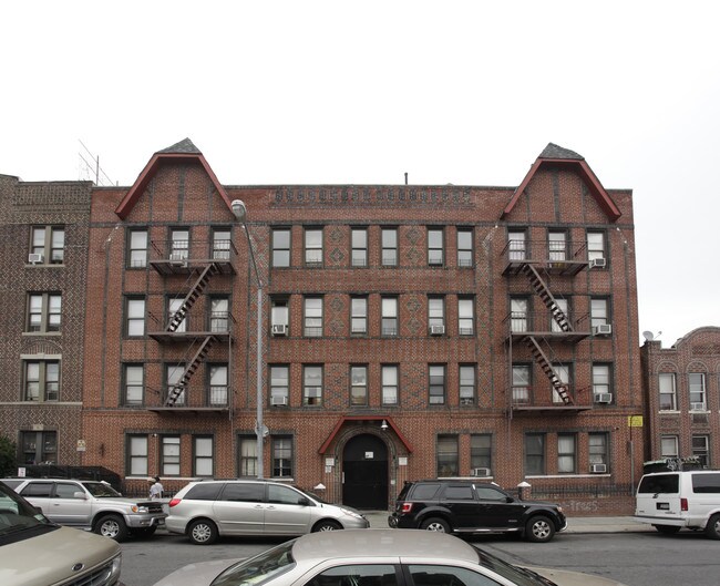 105 E 96th St in Brooklyn, NY - Building Photo - Building Photo