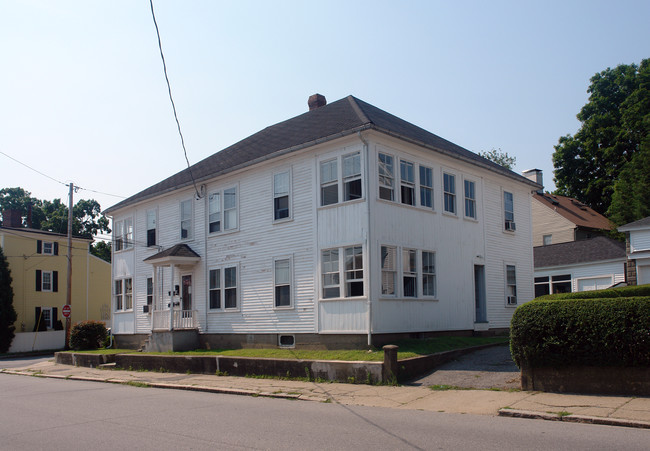 195 Merrimac St in Newburyport, MA - Foto de edificio - Building Photo