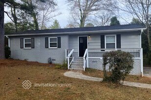 1941 Bandera Dr in Decatur, GA - Building Photo