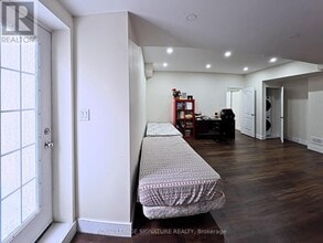 231 Hillsview Dr in Richmond Hill, ON - Building Photo - Building Photo